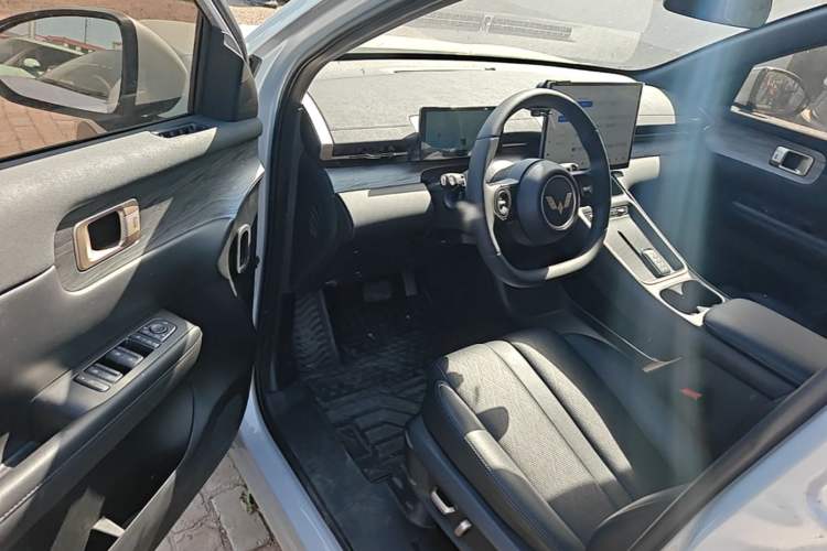 Used Wuling Xingguang S 2024 130km Flagship Version Driver Seat