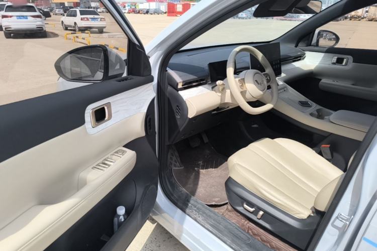 Used Wuling Xingguang S 2024 130 km Flagship Version Driver Seat