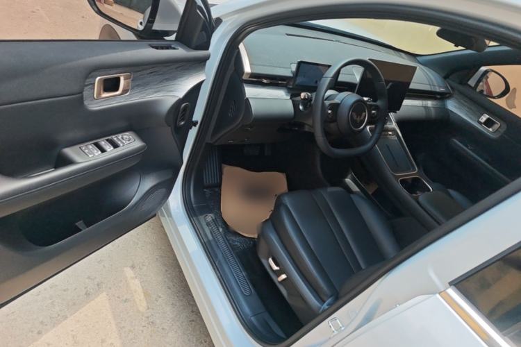 Used Wuling Xingguang S 2024 130 km Flagship Version Driver Seat
