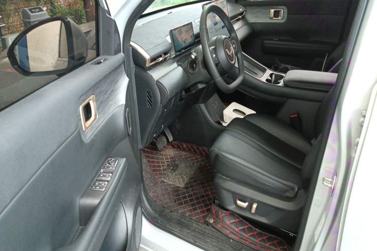 Used Wuling Xingguang S 2024 130km Flagship Version Driver Seat