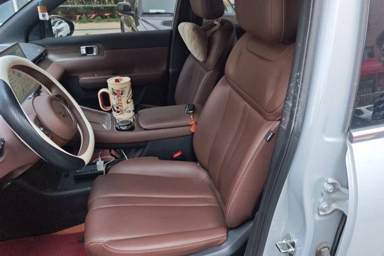 Used Wuling Xingguang S 2024 60km Advanced Version Driver Seat