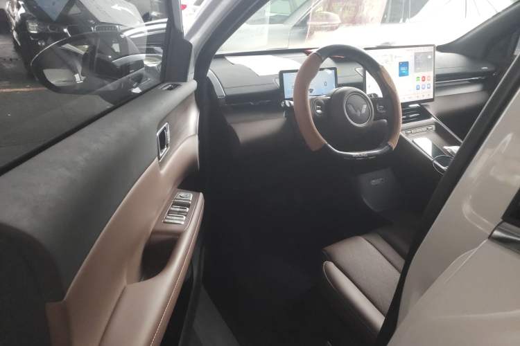 Used Wuling Xingguang S 2024 130km Flagship Version Driver Seat