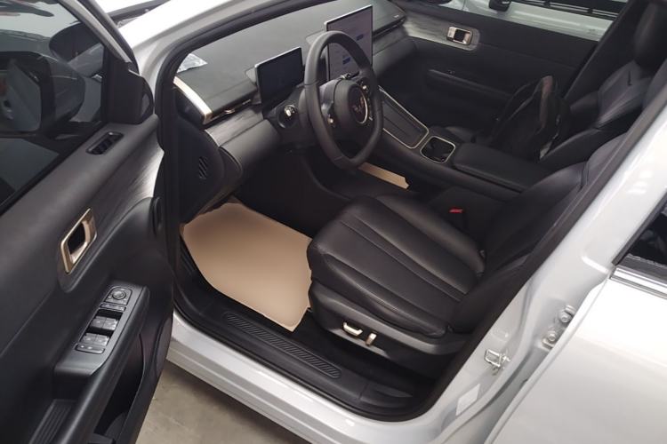 Used Wuling Xingguang S 2024 130 km Flagship Version Driver Seat