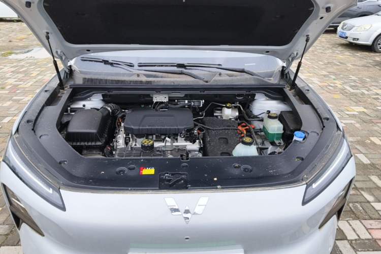 Used Wuling Xingguang S 2024 130 km Flagship Version Engine Bay
