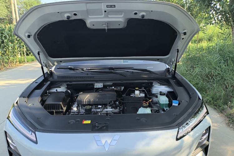 Used Wuling Xingguang S 2024 130 km Flagship Version Engine Bay