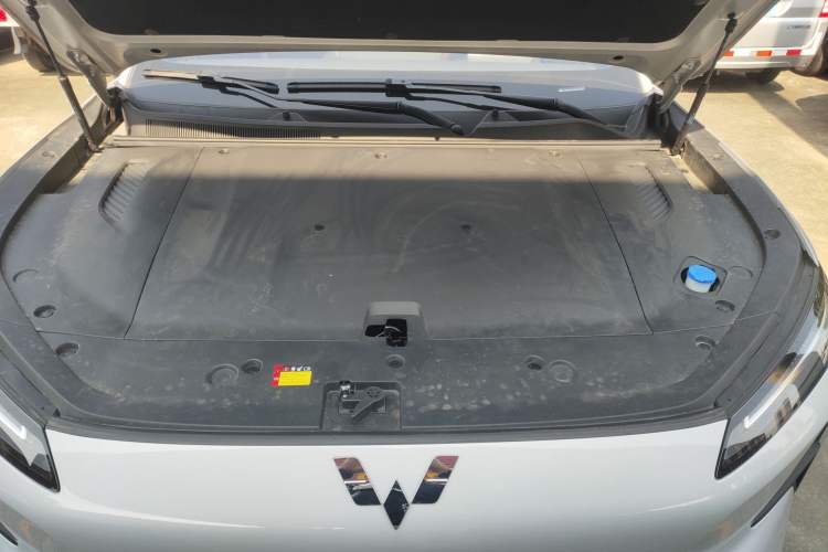 Used Wuling Xingguang S 2024 510km Flagship Edition Engine Bay