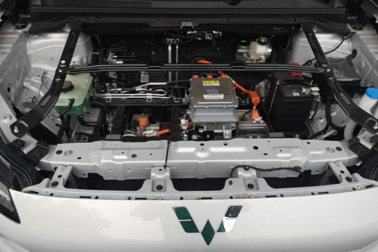 Used Wuling Xingguang S 2024 510 km Flagship Version Engine Bay
