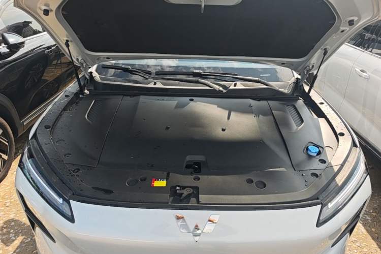 Used Wuling Xingguang S 2024 510 km Flagship Version Engine Bay