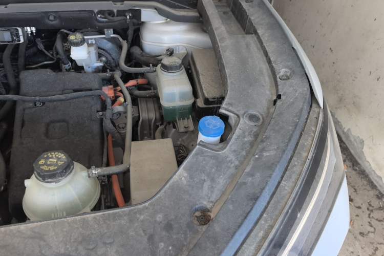 Used Wuling Xingguang S 2024 130km Flagship Version Engine Bay Left
