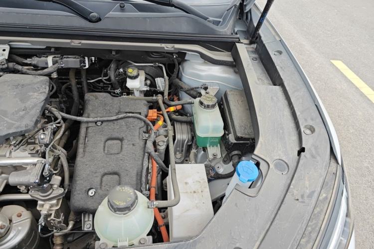 Used Wuling Xingguang S 2024 130km Flagship Version Engine Bay Left