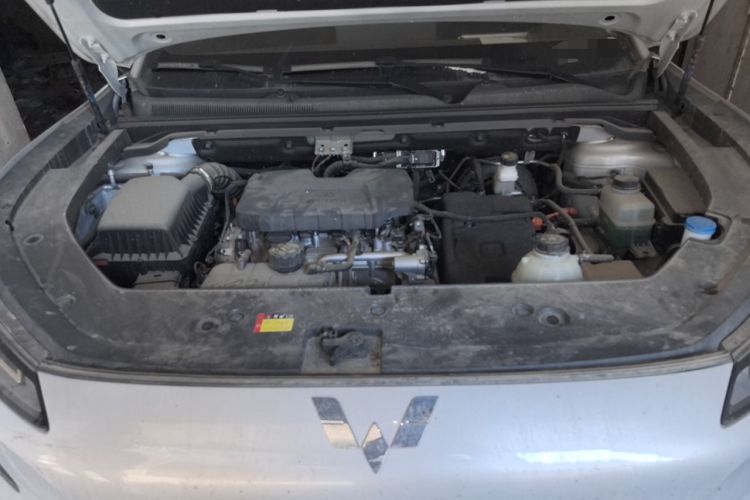 Used Wuling Xingguang S 2024 130km Flagship Version Engine Bay