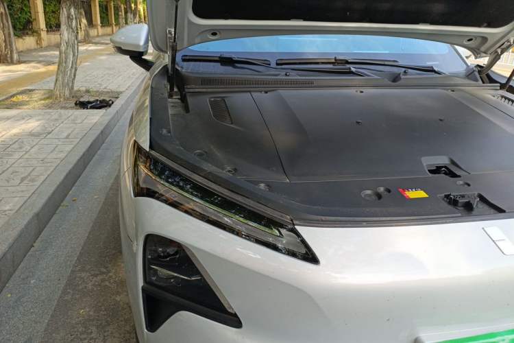 Used Wuling Xingguang S 2024 510 km Flagship Version Engine Bay Right
