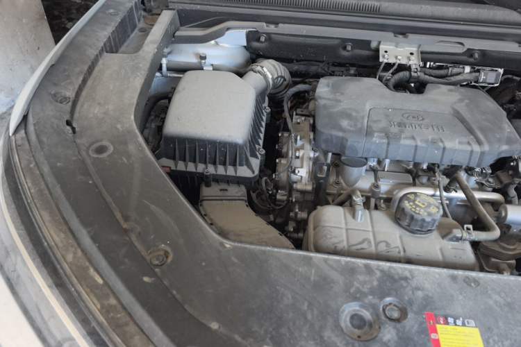 Used Wuling Xingguang S 2024 130km Flagship Version Engine Bay Right