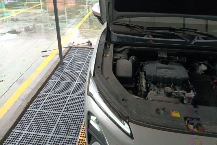 Used Wuling Xingguang S 2024 130km Flagship Version Engine Bay Right
