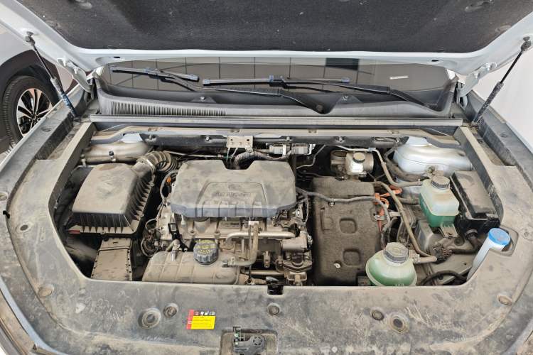 Used Wuling Xingguang S 2024 130 km Flagship Version Engine Bay
