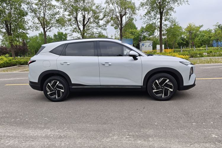 Used Wuling Xingguang S 2024 130 km Flagship Version Exterior 3