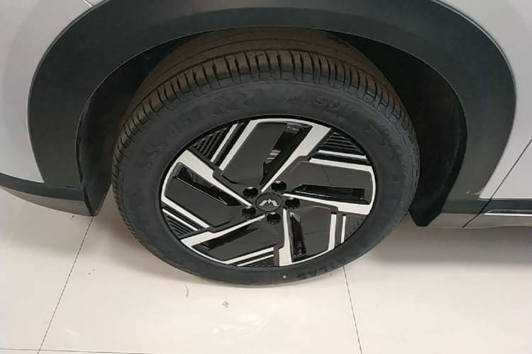 Used Wuling Xingguang S 2024 130 km Flagship Version Exterior 4