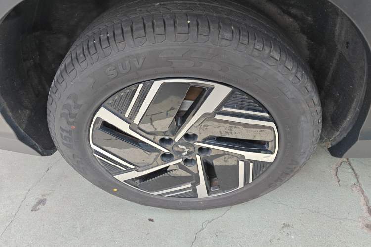 Used Wuling Xingguang S 2024 130 km Flagship Version Exterior 5