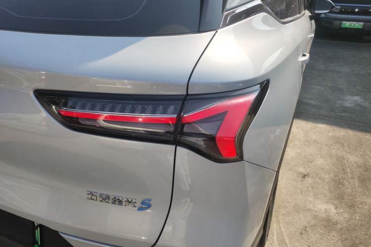 Used Wuling Xingguang S 2024 510km Flagship Edition Exterior 6
