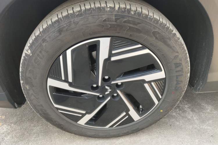 Used Wuling Xingguang S 2024 510km Flagship Edition Exterior 7