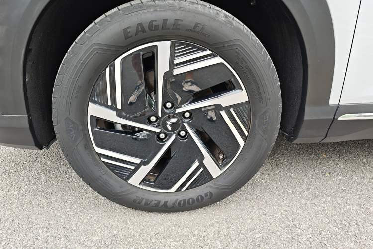Used Wuling Xingguang S 2024 130 km Flagship Version Exterior 7