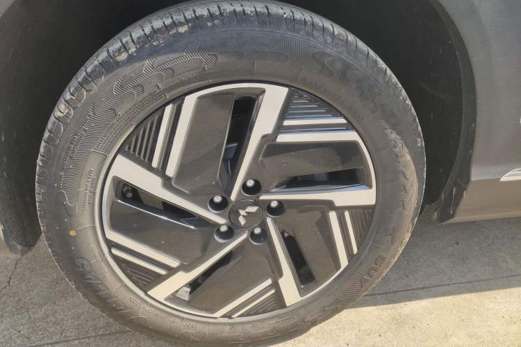 Used Wuling Xingguang S 2024 510km Flagship Edition Exterior 8