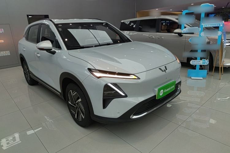 Used Wuling Xingguang S 2024 130 km Flagship Version Front Right 45 Deg