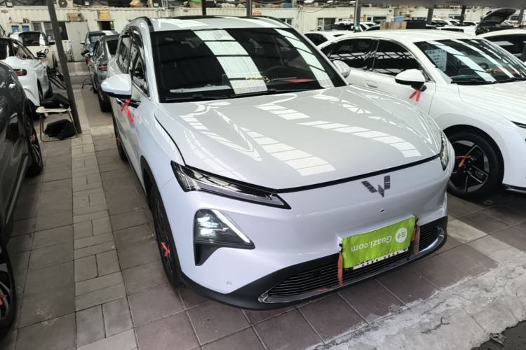 Used Wuling Xingguang S 2024 130 km Flagship Version Front Right 45 Deg