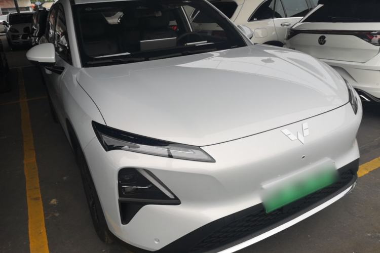 Used Wuling Xingguang S 2024 510 km Flagship Version Front Right 45 Deg