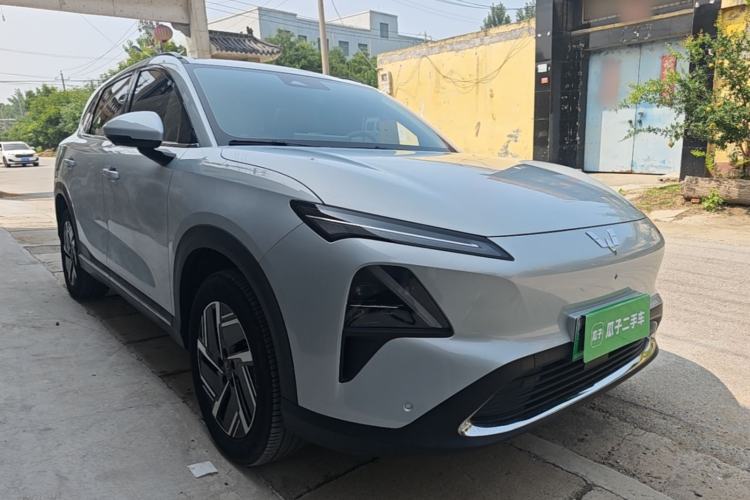 Used Wuling Xingguang S 2024 130 km Flagship Version Front Right 45 Deg