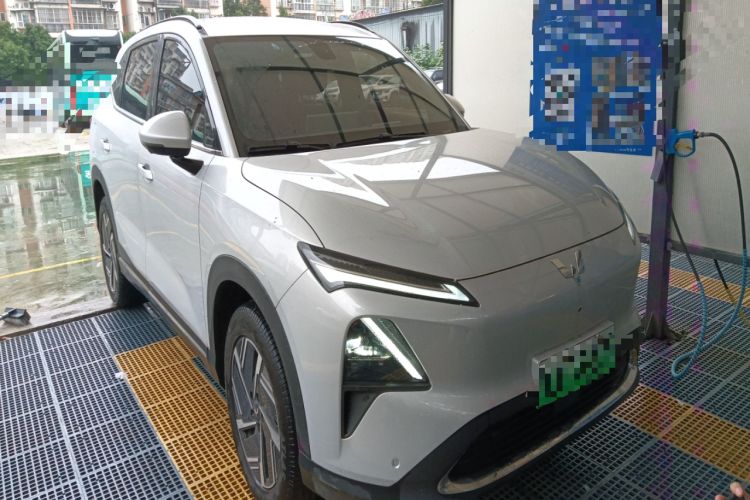 Used Wuling Xingguang S 2024 130km Flagship Version Front Right 45 Deg