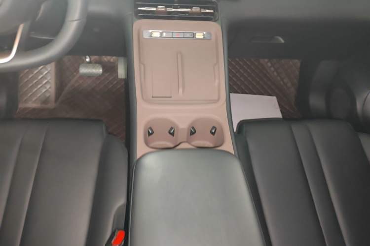 Used Wuling Xingguang S 2024 510km Flagship Edition Gear Lever