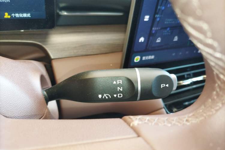 Used Wuling Xingguang S 2024 510km Flagship Edition Gear Lever