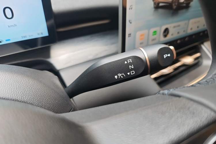 Used Wuling Xingguang S 2024 130 km Flagship Version Gear Lever