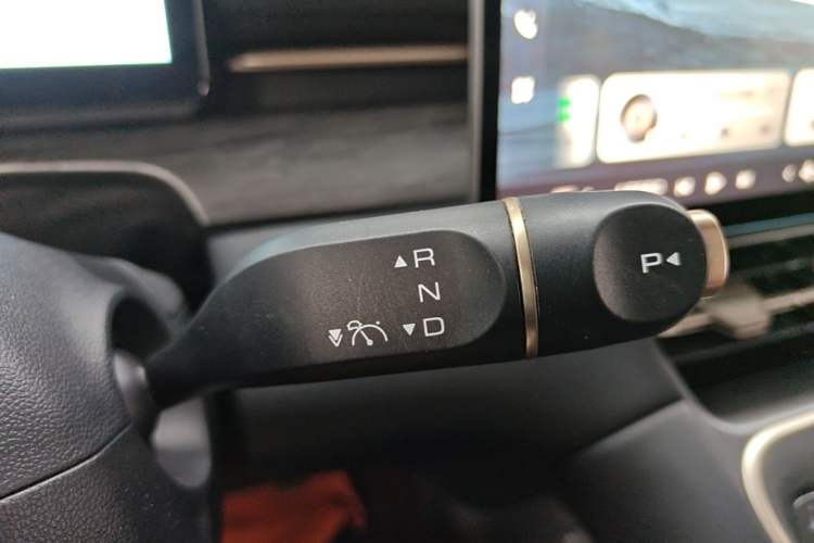 Used Wuling Xingguang S 2024 510 km Flagship Version Gear Lever