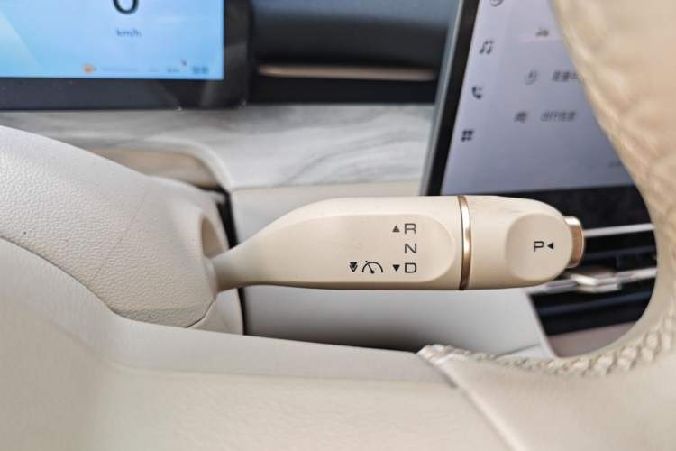 Used Wuling Xingguang S 2024 130km Flagship Version Gear Lever