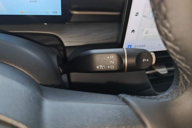 Used Wuling Xingguang S 2024 130 km Flagship Version Gear Lever