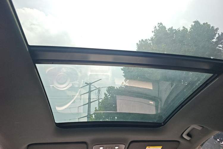 Used Wuling Xingguang S 2024 130 km Flagship Version Headliner