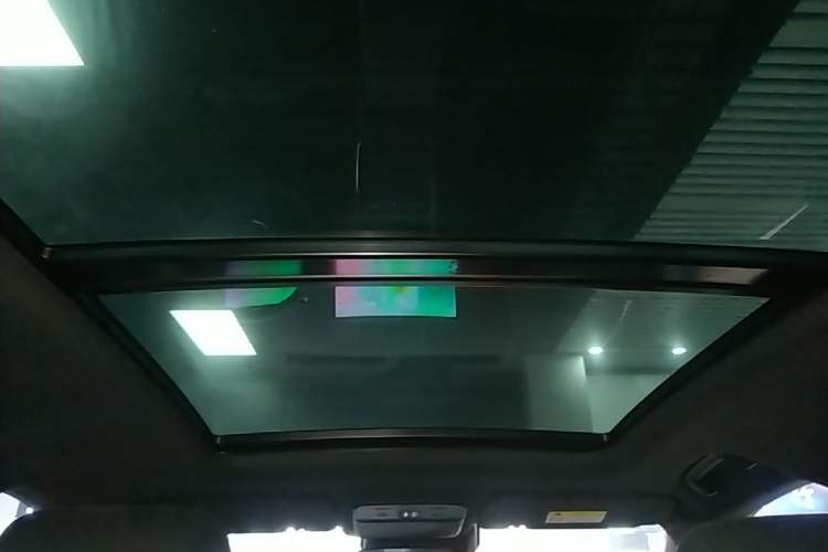 Used Wuling Xingguang S 2024 130 km Flagship Version Headliner