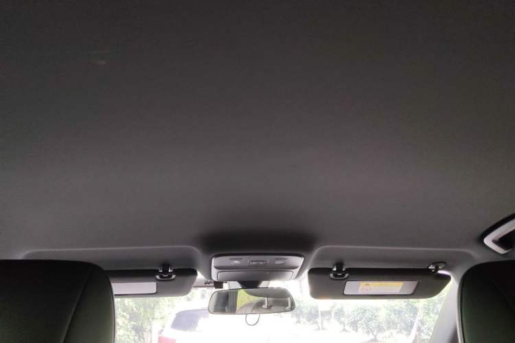 Used Wuling Xingguang S 2024 130km Flagship Version Headliner