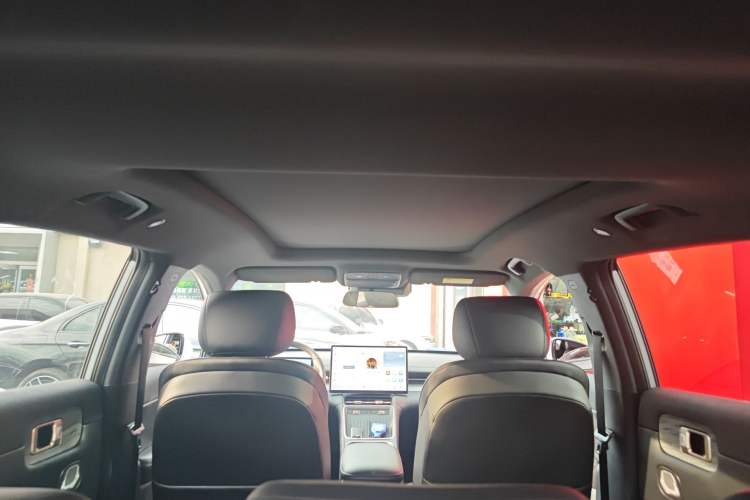 Used Wuling Xingguang S 2024 130 km Flagship Version Headliner