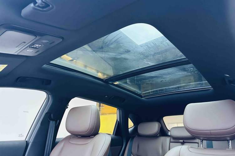 Used Wuling Xingguang S 2024 510 km Flagship Version Headliner