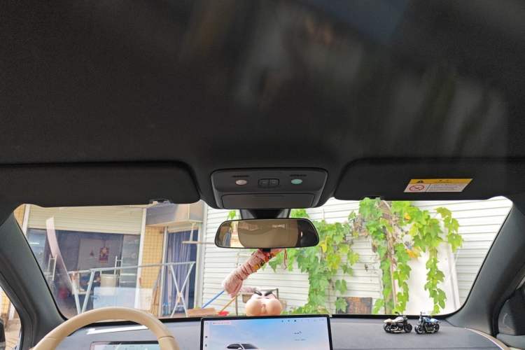 Used Wuling Xingguang S 2024 130km Flagship Version Headliner