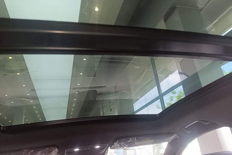 Used Wuling Xingguang S 2024 510 km Flagship Version Headliner