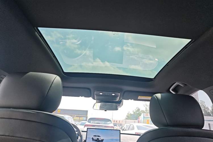 Used Wuling Xingguang S 2024 130 km Flagship Version Headliner