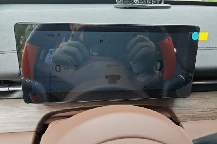 Used Wuling Xingguang S 2024 130km Flagship Version Instrument Cluster