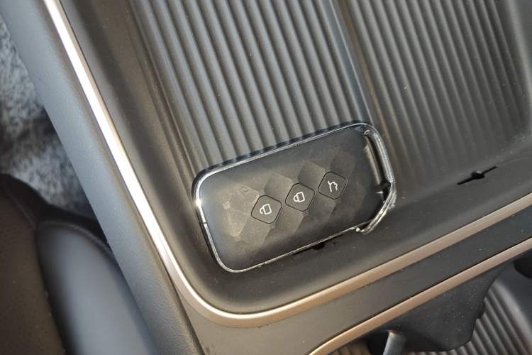 Used Wuling Xingguang S 2024 130km Flagship Version Interior 1