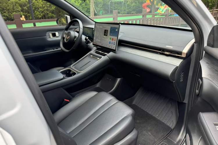 Used Wuling Xingguang S 2024 510 km Flagship Version Interior 3