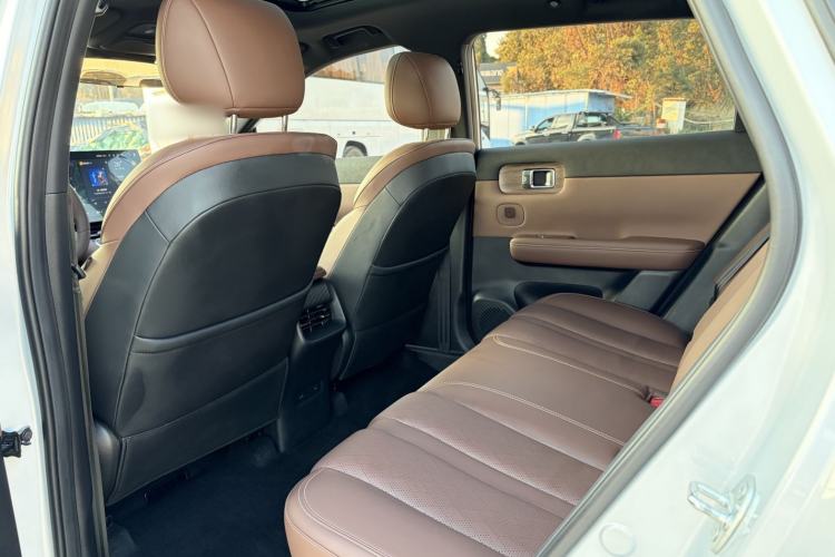Used Wuling Xingguang S 2024 130 km Flagship Version Interior 7