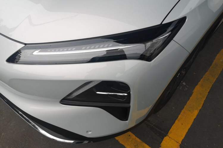 Used Wuling Xingguang S 2024 510 km Flagship Version Left Front Headlight